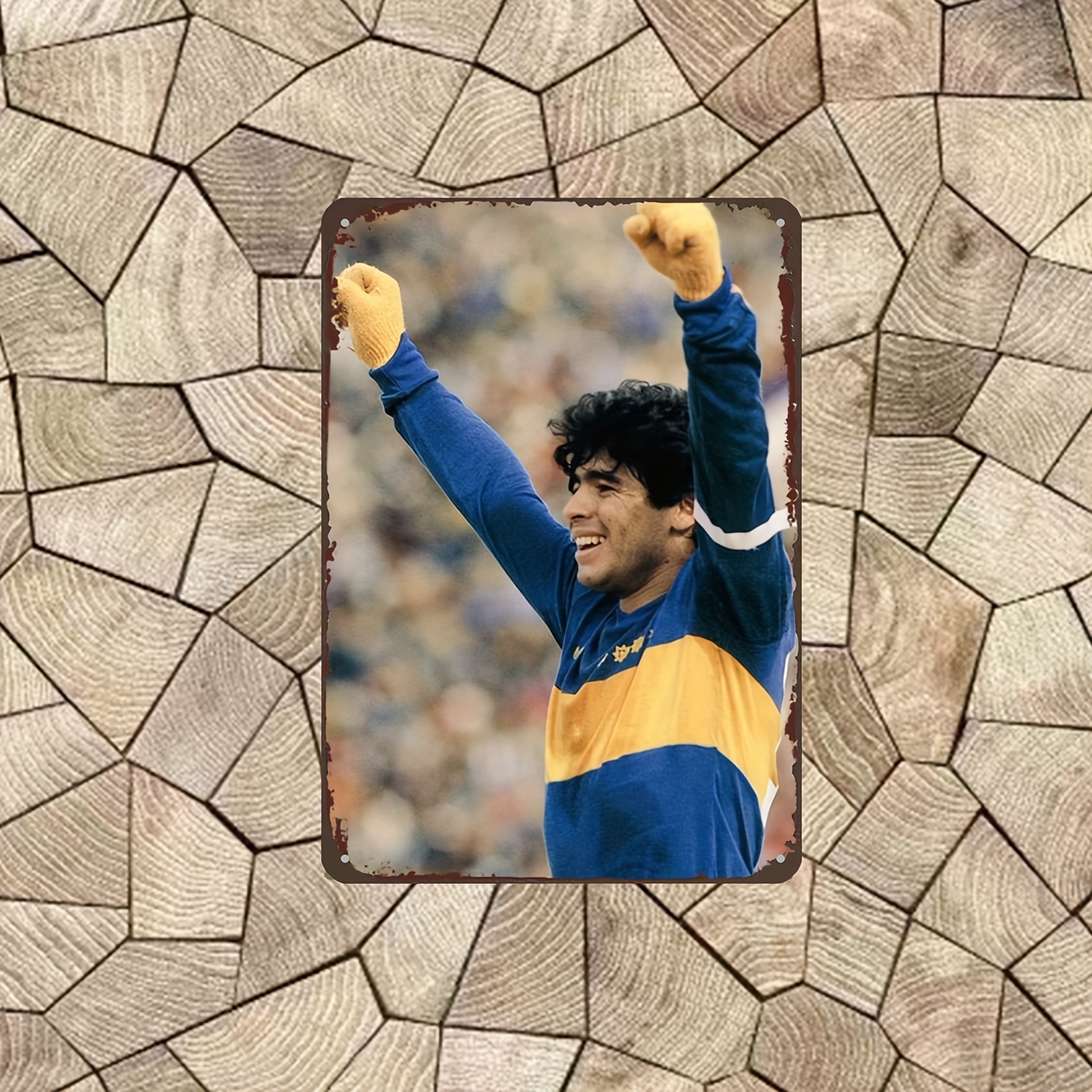 Victory Pose Soccer Player Met - Home Bar Lounge ulasan dan harga